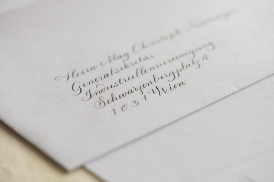 VIP-Event-Umschlag mit personalisierter Kalligraphie