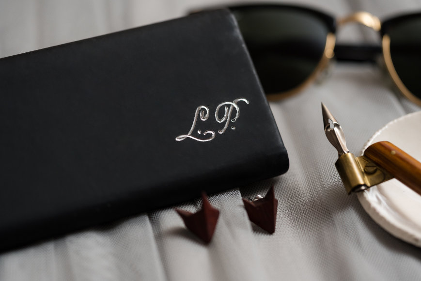Personalisierung Etui Kalligrafie